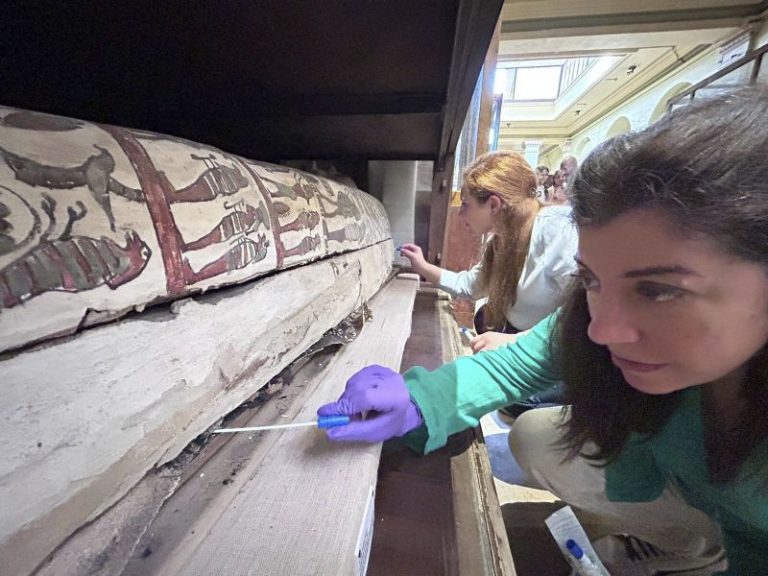 The scent of a mummy: Research discovers ancient Egyptian remains smell nice