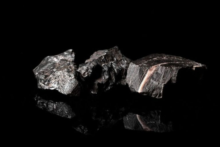 How to Invest in Manganese Stocks